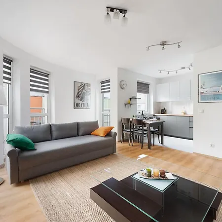 Legionów 104a By Homeprime Apartamento Gdynia